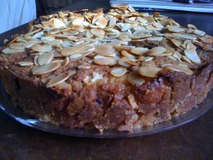 Rebecca's Apple & Date cake