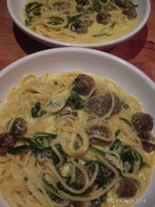 Three-cornered leek in meatball carbonara